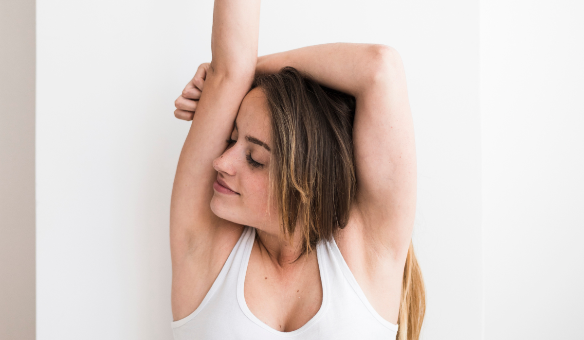 Axilas oscuras: causas y métodos de prevención